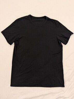 Lululemon Fundamental Men Black T-Shirt Medium